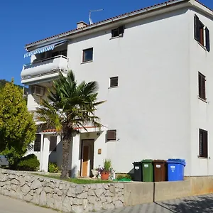 https://apartments-vasili.primorje-gorskikotar.com