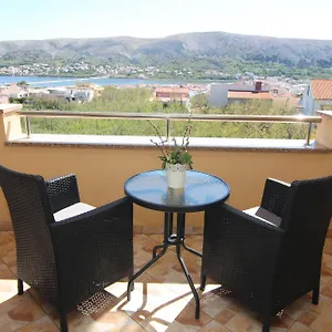 Family House Damir Apartament